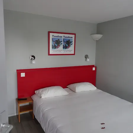 Initial By Balladins Dieppe Hotel