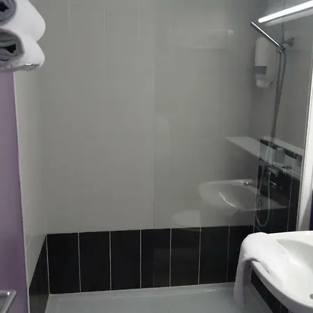 Initial By Balladins Dieppe 2*