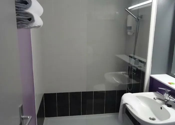 Initial By Balladins Dieppe 2*